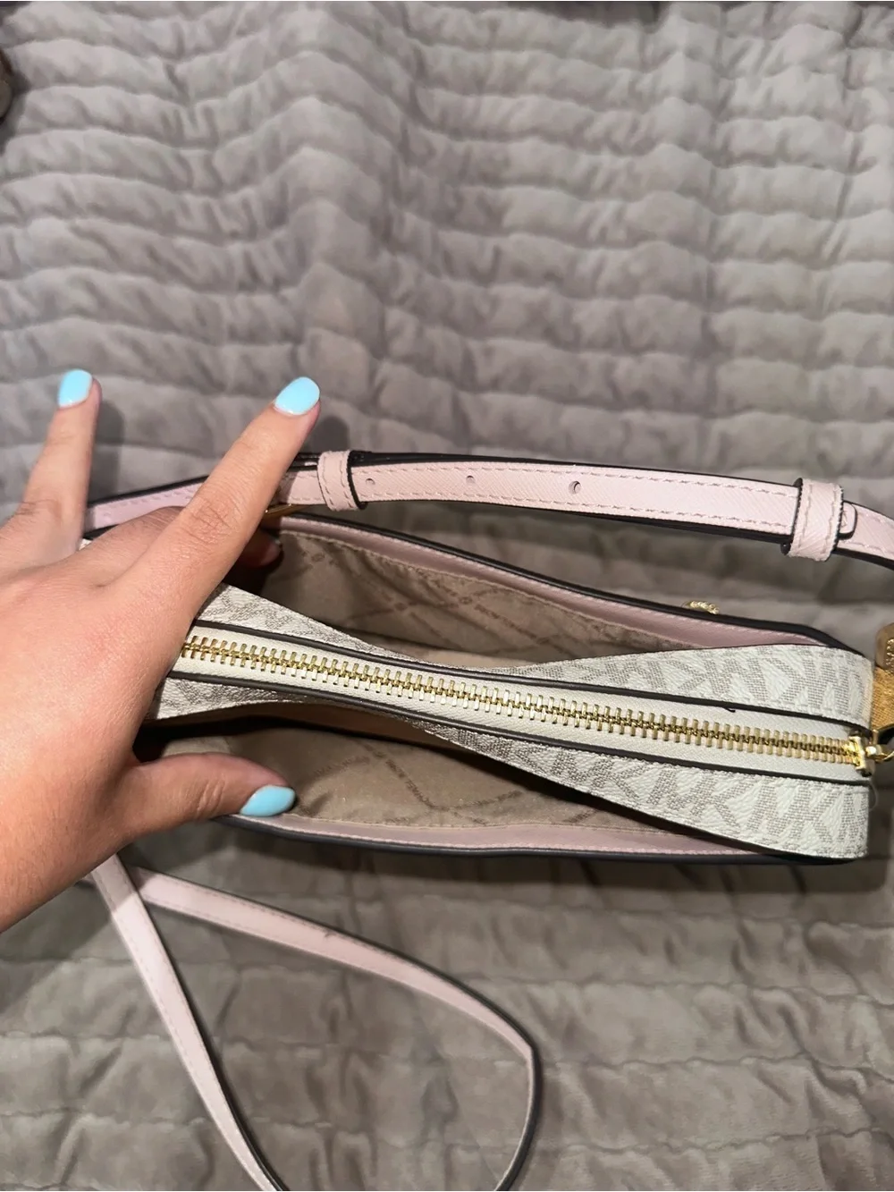 Michael Kors Crossbody